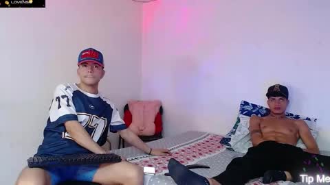 DOMINIC AND ANDREW online show from November 27, 2025, 7:43 am