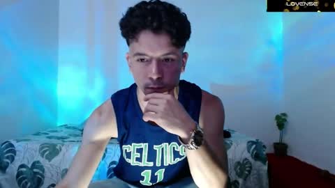 Snapshot of dominic_hanks chatting on May 14, 2026, 4:41 am DOMINIC AND ANDREW online show from May 14, 2026, 4:41 am