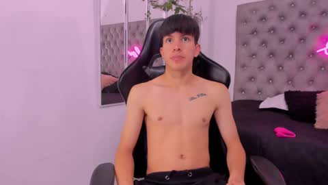 Dominic online show from March 1, 2025, 11:37 pm