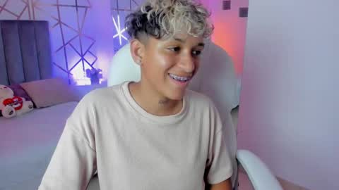 Dominick  online show from January 9, 2025, 8:55 pm