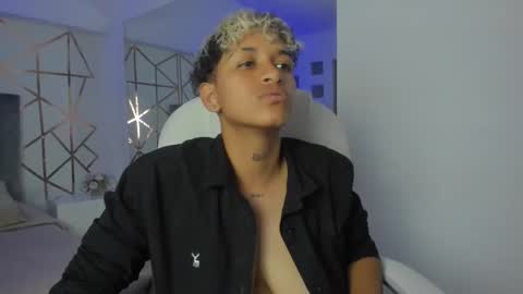 Dominick  online show from January 10, 2025, 9:10 pm