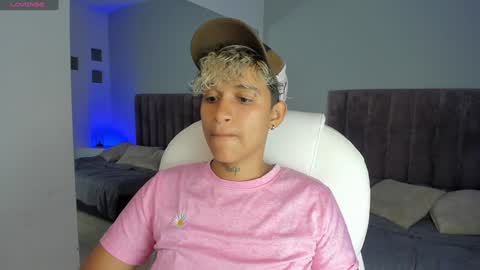 Dominick  online show from January 22, 2025, 10:59 pm