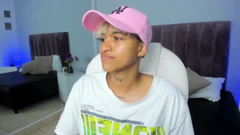 Dominick  online show from February 8, 2025, 1:00 am