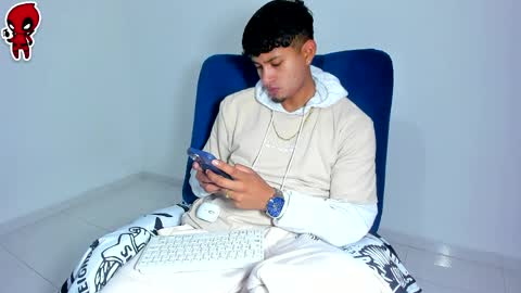 Snapshot of dominick_king chatting on April 9, 2026, 2:44 am Dominic online show from April 9, 2026, 2:44 am