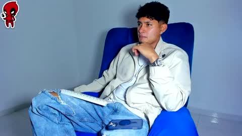  Dominic  online show from May 20, 2026, 2:29 am