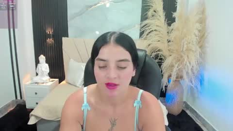 Snapshot of dominika_lovy chatting on May 26, 2026, 7:32 pm Dominika online show from May 26, 2026, 7:32 pm