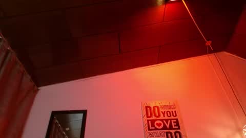  D O M I N K  online show from June 20, 2026, 8:44 pm