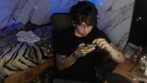 Snapshot of dominus_kane chatting on January 18, 2026, 11:52 pm dominus_kane online show from January 18, 2026, 11:52 pm