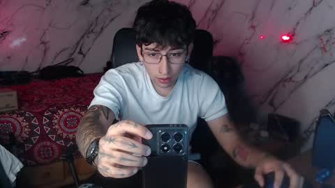 Snapshot of dominus_kane chatting on February 20, 2026, 12:29 am dominus_kane online show from February 20, 2026, 12:29 am