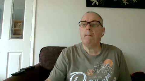 David uk online show from October 11, 2025, 2:26 pm