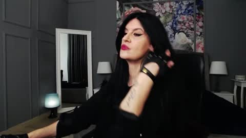 Snapshot of dommelisa chatting on December 21, 2024, 12:09 am Dom Melisa online show from December 21, 2024, 12:09 am