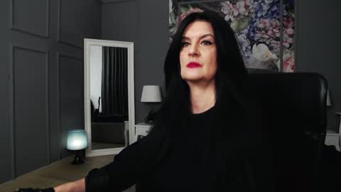 Snapshot of dommelisa chatting on February 8, 2025, 12:28 am Dom Melisa online show from February 8, 2025, 12:28 am