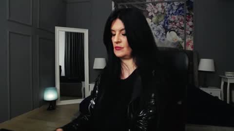 Snapshot of dommelisa chatting on February 20, 2025, 11:54 pm Dom Melisa online show from February 20, 2025, 11:54 pm