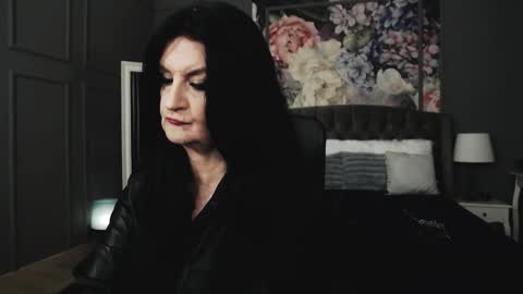 Snapshot of dommelisa chatting on November 13, 2025, 10:08 pm Dom Melisa online show from November 13, 2025, 10:08 pm