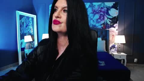 Snapshot of dommelisa chatting on May 7, 2026, 8:58 pm Dom Melisa online show from May 7, 2026, 8:58 pm