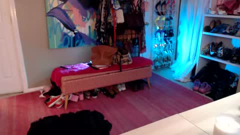 Snapshot of dommetomorrow chatting on July 6, 2026, 1:02 am DommeTomorrow online show from July 6, 2026, 1:02 am