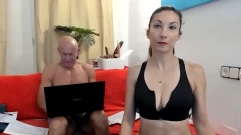 DomDOLCEVITA online show from May 28, 2026, 10:29 pm
