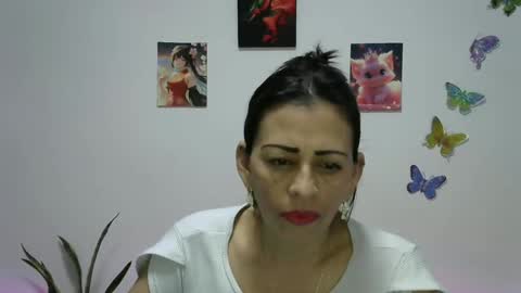 Snapshot of doncella_7 chatting on January 8, 2025, 11:54 am doncella_7 online show from January 8, 2025, 11:54 am