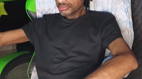 Snapshot of dondiego5511 chatting on March 2, 2026, 1:41 am dondiego5511 online show from March 2, 2026, 1:41 am