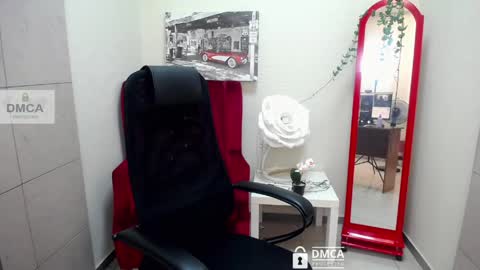 Sia online show from June 1, 2026, 10:39 am