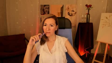 Snapshot of donnasmitth chatting on December 17, 2025, 4:13 pm Donna online show from December 17, 2025, 4:13 pm