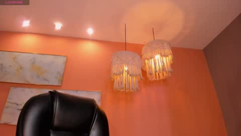 Snapshot of donnastonne chatting on December 6, 2024, 11:03 pm Donna Stonne online show from December 6, 2024, 11:03 pm