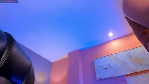 Snapshot of donnastonne chatting on January 21, 2025, 1:18 am Donna Stonne online show from January 21, 2025, 1:18 am