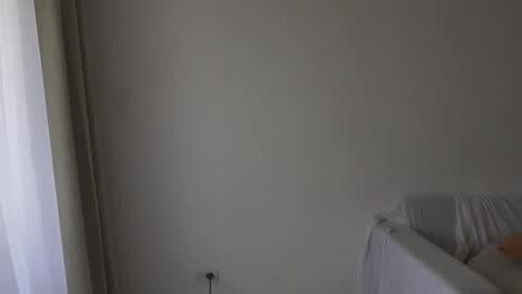 Donatella online show from October 6, 2025, 12:02 pm