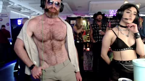 Snapshot of donnybasilisk chatting on February 1, 2025, 5:49 am Donny online show from February 1, 2025, 5:49 am