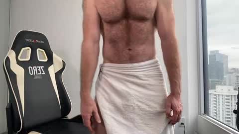 Snapshot of donnybasilisk chatting on October 7, 2025, 6:38 pm Donny online show from October 7, 2025, 6:38 pm