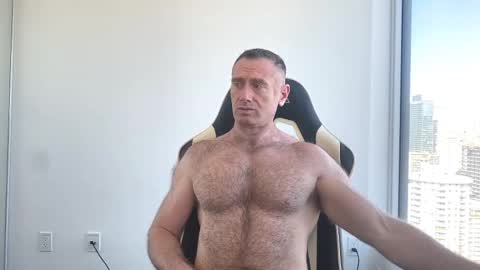 Snapshot of donnybasilisk chatting on October 9, 2025, 2:59 pm Donny online show from October 9, 2025, 2:59 pm