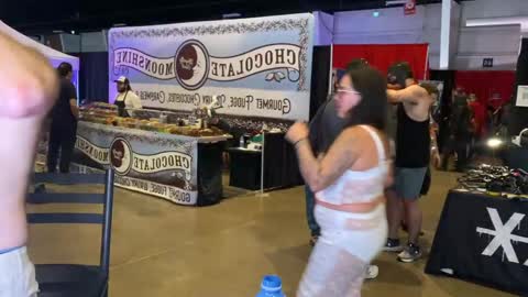 Snapshot of donnybasilisk chatting on October 18, 2025, 9:37 pm Donny online show from October 18, 2025, 9:37 pm