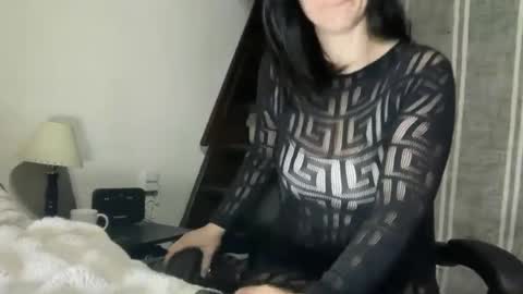 Snapshot of dontcallmeangel_ chatting on June 23, 2026, 7:45 pm Iara online show from June 23, 2026, 7:45 pm