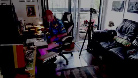 Snapshot of dopeleaf2 chatting on August 1, 2026, 3:44 pm dopeleaf2 online show from August 1, 2026, 3:44 pm