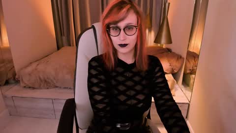 Snapshot of dora_marcelli chatting on December 20, 2024, 12:49 pm Your Dora Follow me 3 online show from December 20, 2024, 12:49 pm