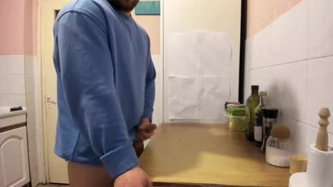 Snapshot of doriancretu95 chatting on March 4, 2025, 3:37 pm menu below online show from March 4, 2025, 3:37 pm