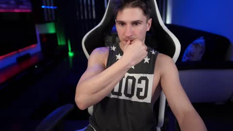 Dorian Reyes online show from February 8, 2025, 5:29 am