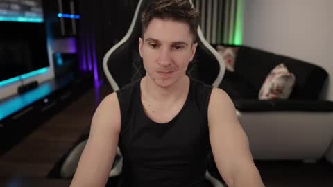 Dorian Reyes online show from February 19, 2025, 10:20 pm