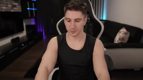 Dorian Reyes online show from February 20, 2025, 4:28 am