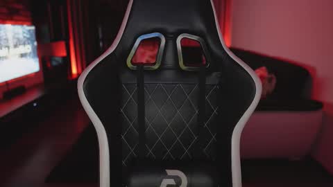 Dorian Reyes online show from December 2, 2025, 12:27 am