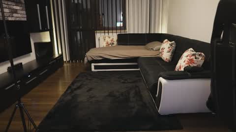 Dorian Reyes online show from April 23, 2026, 8:55 pm