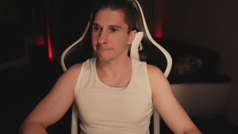 Dorian Reyes online show from May 27, 2026, 10:40 pm