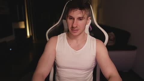 Dorian Reyes online show from June 8, 2026, 11:49 pm