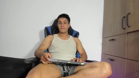 dorman_boy online show from March 20, 2026, 2:38 am