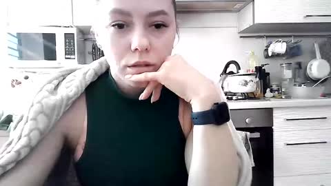 Dorrie Ann online show from February 16, 2025, 8:21 am