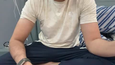 Snapshot of dotx90_fun chatting on August 1, 2026, 9:35 pm Funlover online show from August 1, 2026, 9:35 pm