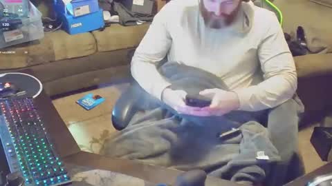 Snapshot of dotyoureyezez chatting on January 14, 2025, 10:48 am DotYourEyezez online show from January 14, 2025, 10:48 am