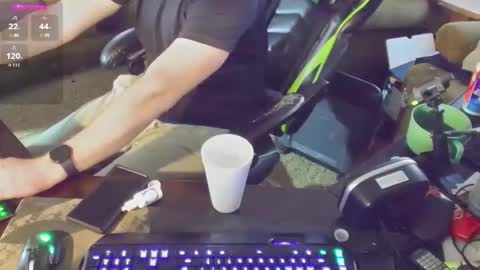 Snapshot of dotyoureyezez chatting on January 24, 2025, 9:58 pm DotYourEyezez online show from January 24, 2025, 9:58 pm