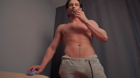 Keen online show from January 25, 2025, 9:04 am