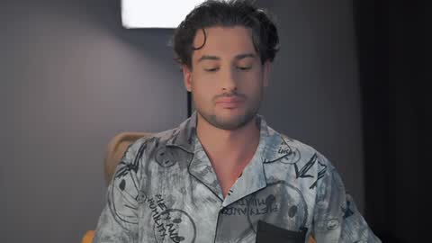 Keen online show from February 6, 2025, 10:00 pm